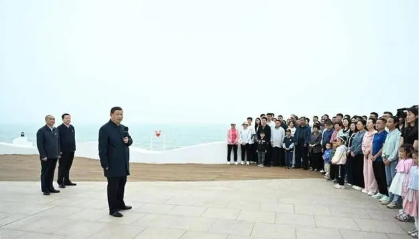 중국 산둥성 지난시를 시찰하고 있는 시진핑 중국 국가주석. 중국 매체 캡처. 화면 캡처 2024-05-30 134618.jpg
